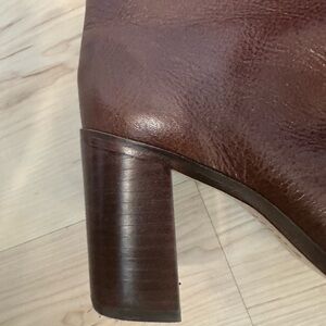Schutz Leather knee Boots